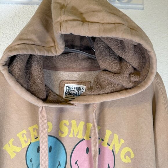 American Eagle This Feels Seriously Huggable Tan Keep Smiling Hoodie Size XL - Picture 3 of 10